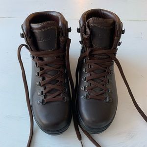 LL BEAN Gortex Boots
